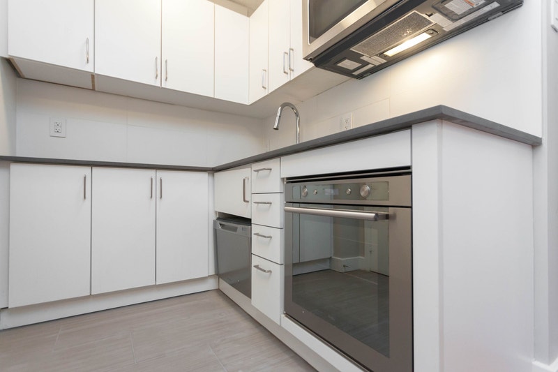 Renovated bachelor, Church and Wellesley ID 2090 Long Term Rentals City of Toronto Kijiji