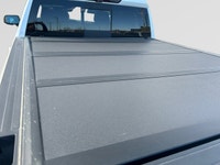 Welcome to Capital GMC! The All New GMC Sierra has been redefined from Hood to Hitch. This 4WD White... (image 9)