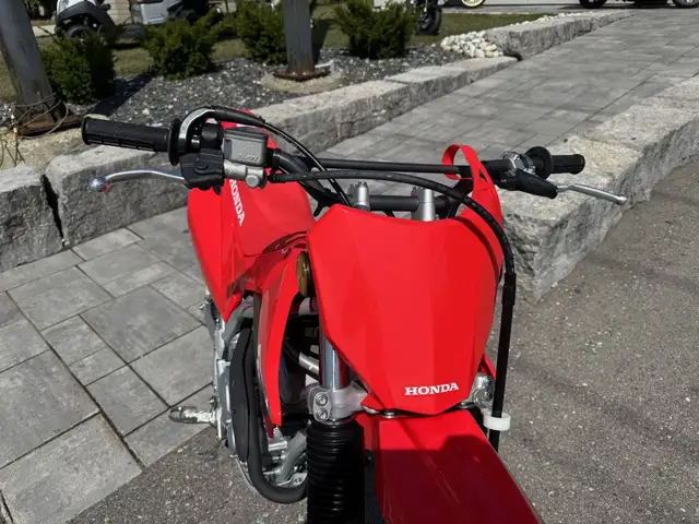 2025 Honda CRF250F in Dirt Bikes & Motocross in Kitchener / Waterloo - Image 16