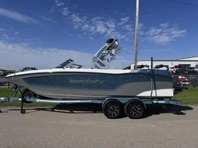Welcome to Wizard Lake Marine Kelowna Inc.! Boat: MASTERCRAFT XT24 2025 MasterCraft XT24Get ready to...