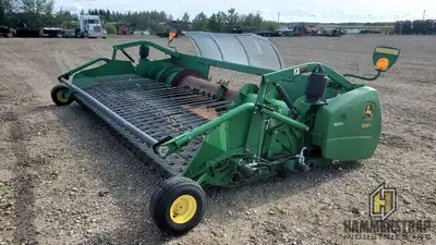 JOHN DEERE 615P 15 Ft Belt Pickup Combine Header 15 Ft Auger Crop catcher Single point hook up 3 bel...