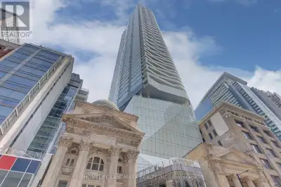Luxury Massey Tower On Queen And Yonge! In The Heart Of Downtown Toronto! Just Across From Eaton Cen...