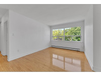 389-401 Yonge Street Kingston. Fall Into Savings: Lease Now & Get 1 Month FREE on a 13-Month Lease!... (image 8)