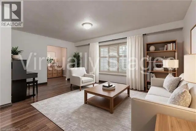 3196 CENTENNIAL Drive Burlington, Ontario in Houses for Sale in Oakville / Halton Region - Image 11