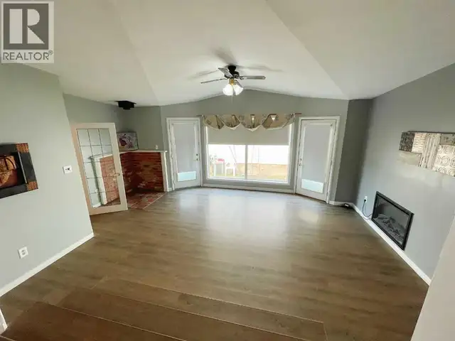 50, 5301 2nd Street Coalhurst, Alberta in Houses for Sale in Lethbridge - Image 10