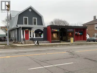 ROOM AVAILABLE IN SUCCESSFUL SALON SETTING! Exceptional opportunity to lease a fully furnished priva...