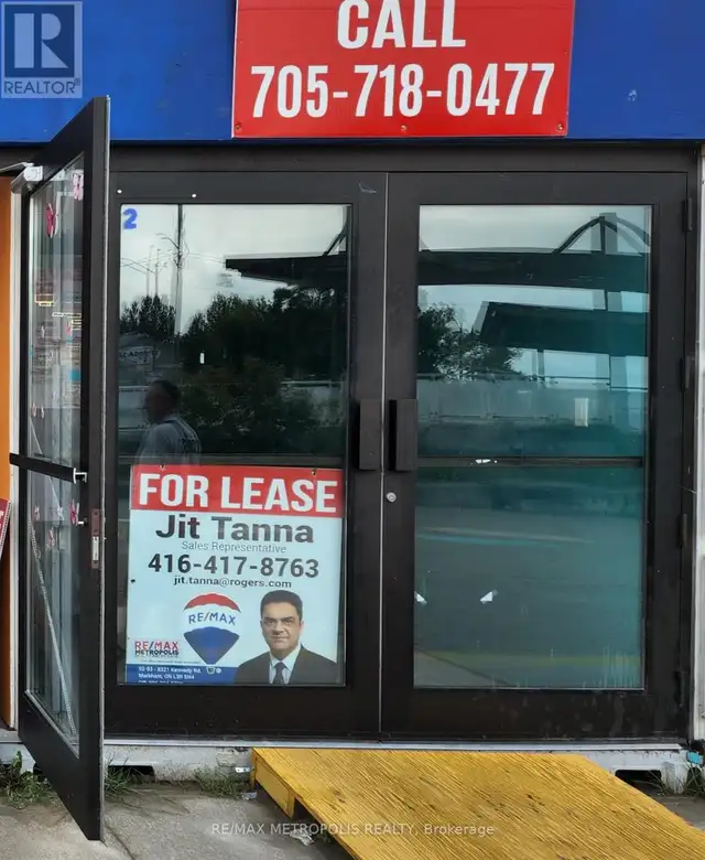 9 - 10 MAIN STREET Wasaga Beach, Ontario in Commercial & Office Space for Rent in Oakville / Halton Region - Image 7
