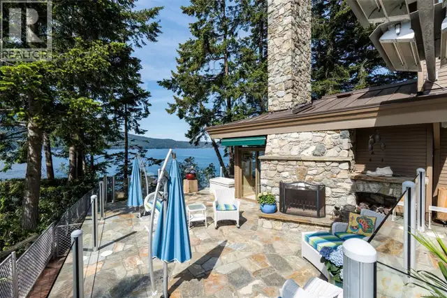 960 Lands End End North Saanich, British Columbia in Houses for Sale in Victoria - Image 41