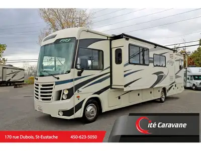 Motorisé classe A Forest River FR3 34DS 2020. Ce motorisé en excellente condition vous permettra de...
