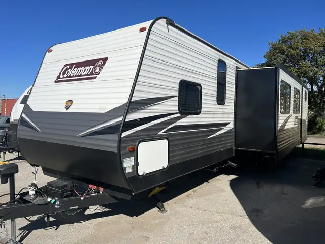 2020 DUTCHMEN COLEMAN LANTERN 337BH (FINANCING AVAILABLE) in Travel Trailers & Campers in Strathcona County - Image 4