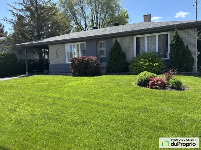 $594,900 - Bungalow for sale in Houses for Sale in Saint-Jean-sur-Richelieu - Image 2