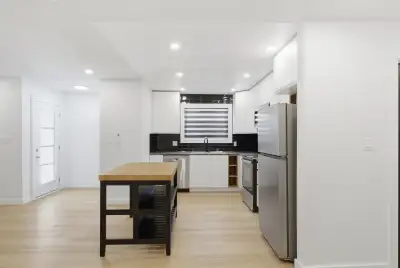 Spacious 3BR Rental in Pelham - Modern Finishes, Laundry In-Unit, View more