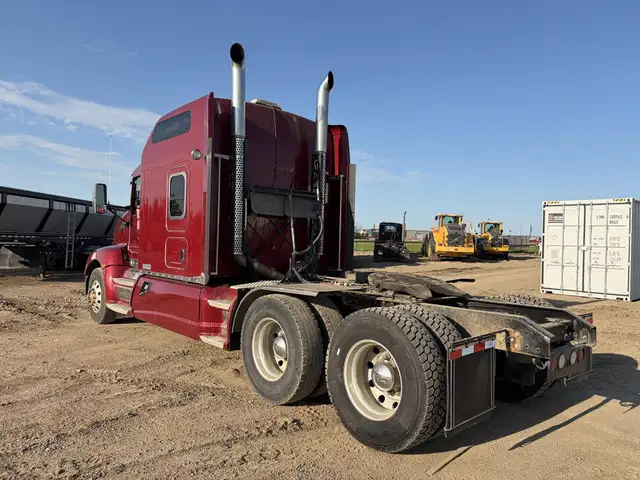 2013 KENWORTH T660 in Heavy Trucks in Saskatoon - Image 8