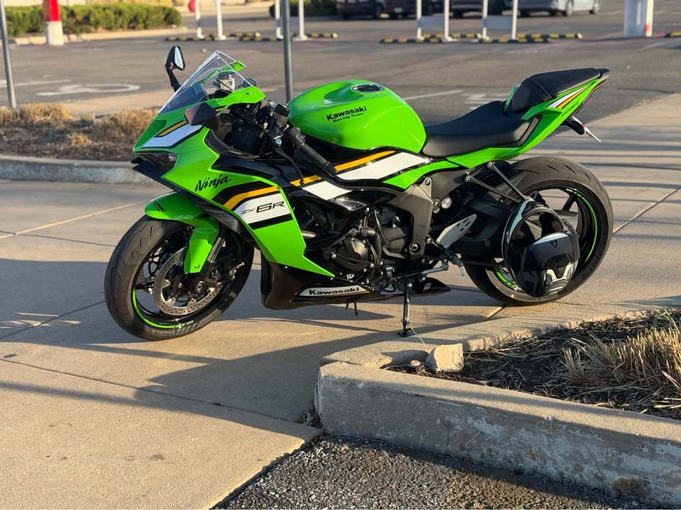 kawasaki zx in Motorcycles in Manitoba | Kijiji Marketplaces
