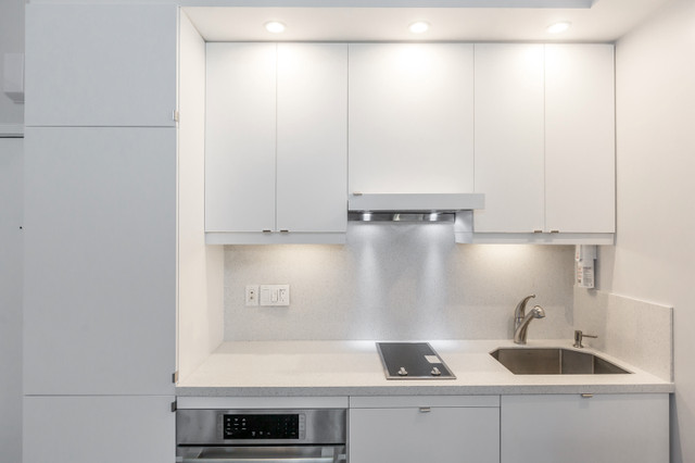 2 Level - 1 Bedroom Loft for Rent w/ Smart Features in Long Term Rentals in City of Toronto - Image 4