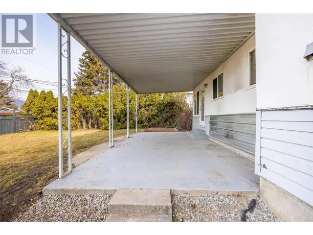 1388 Cherry Crescent W Kelowna, British Columbia in Houses for Sale in Penticton - Image 37