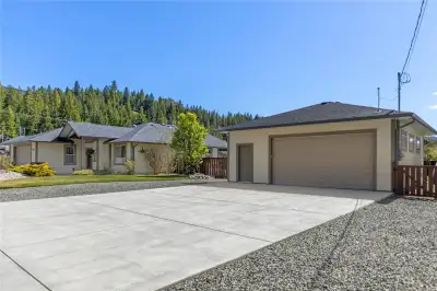 Experience executive living where sophistication meets comfort. This refined 3-bedroom, 2-bathroom r...