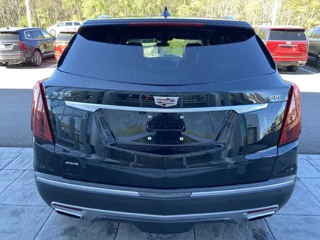 2022 Cadillac XT5 Premium Luxury in Cars & Trucks in Calgary - Image 9