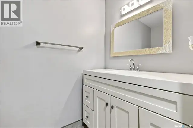 4200 Hillsdale STREET Regina, Saskatchewan in Houses for Sale in Regina - Image 24