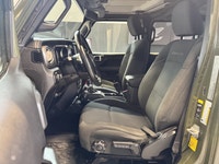 Welcome to Nissan Lloydminster ???? 2021 Jeep Wrangler Unlimited Sahara — OverviewThe 2021 Jeep Wran... (image 8)