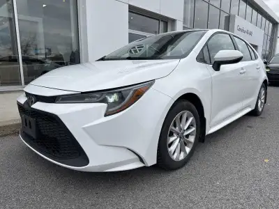 PRIX ET QUALITÉ IMBATTABLE venez découvrir notre TOYOTA COROLLA 2022 L AUTOMATIQUE SIEGES CHAUFF CAR...