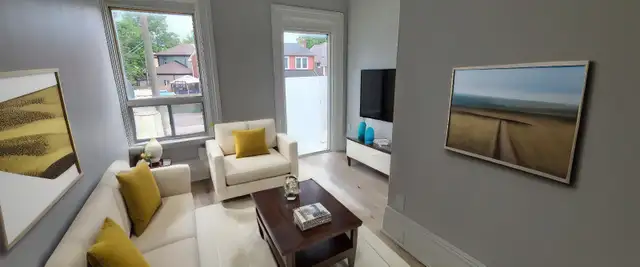 Cozy 2Bdr Upper in Triplex