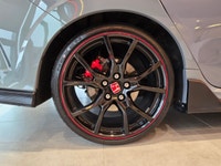 The 2019 Honda Civic Type R is built for those who live for the thrill of the drive. With its aggres... (image 5)