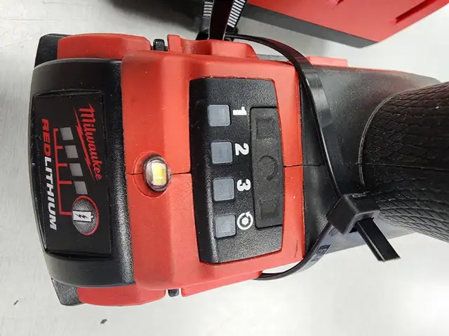 Milwaukee M18 Fuel 1/2" High Torque Impact Wrench 2767-20-20 in Other in Oakville / Halton Region - Image 4
