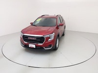 The team at Vickar Nissan is ready to help you find a quality pre-owned vehicle. When you visit our... (image 3)