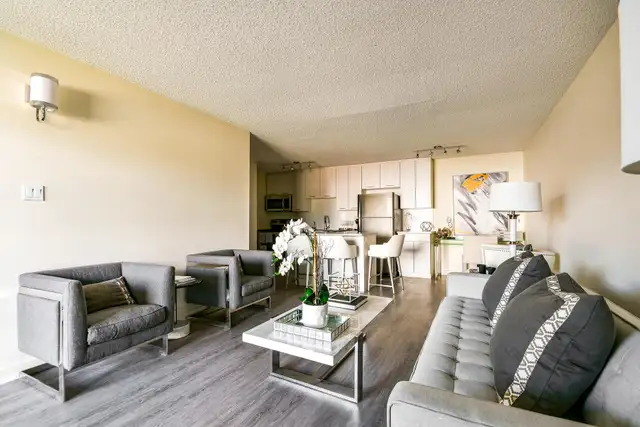 Centennial South - 2 Bedroom Premium Apartment for Rent in Long Term Rentals in Regina - Image 4