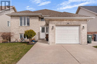 2418 DUNESHILL Windsor, Ontario