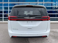 No Accidents, Clean Carfax Report - The 2024 Chrysler Pacifica Touring-L is expertly crafted for fam... (image 4)