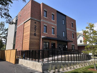 2 bed accessible unit in newer building- 4-276 Helen St