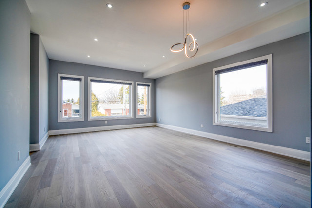 Modern 5-Bedroom Home for Sale – 65B St. Vincent, Collingwood in Houses for Sale in Barrie - Image 2