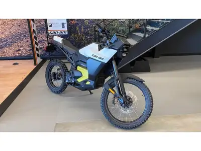 2025 Can-Am ORIGIN 2025 Can-Am ORIGIN Moto CAN-AM Origin. PROMO 5000$ DE RABAIS !!!Automatique,écran...