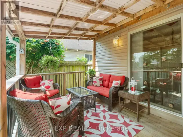 4448 FIFTH AVENUE Niagara Falls (Downtown), Ontario in Houses for Sale in St. Catharines - Image 25
