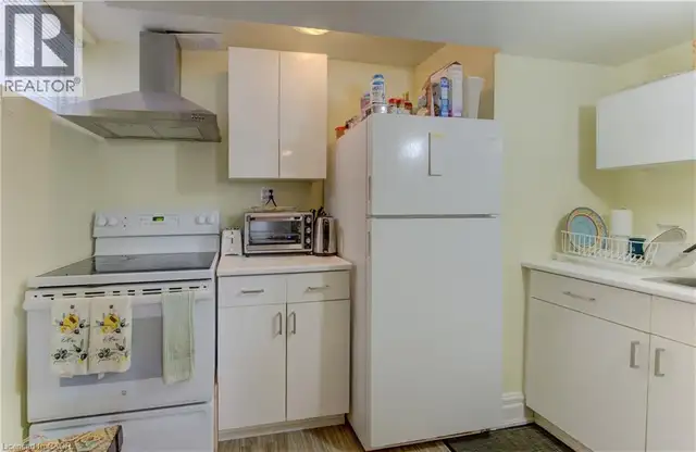 74 FOREST EDGE Trail Kitchener, Ontario in Houses for Sale in Kitchener / Waterloo - Image 39