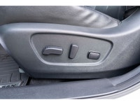 ALL WHEEL DRIVE W/LOADS OF FEATURES - Power panoramic Sunroof - Motion -Activated Liftgate - Dual Zo... (image 9)