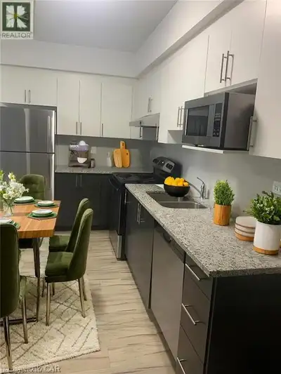 258 B SUNVIEW Street Unit# 2812 Waterloo, Ontario