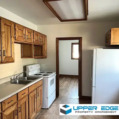 Upper Edge presents: CAT FRIENDLY! 2-Bedroom, 1 bathroom house on St. Johns Avenue in St. Johns! Thi...