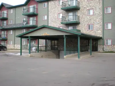 2 bedroom and 2 bath unit located in Lougheed Estates, Timberlea. This property is located at the to...