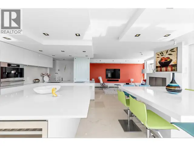 606 1288 MARINASIDE CRESCENT Vancouver, British Columbia in Condos for Sale in Vancouver - Image 16