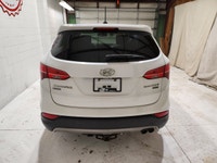 Engine: 4 Cylinder Engine 2.0L/123CI L/100Km City: 10.4 L/100Km Hwy: 7.4 Safety Equipment Driver kne... (image 2)