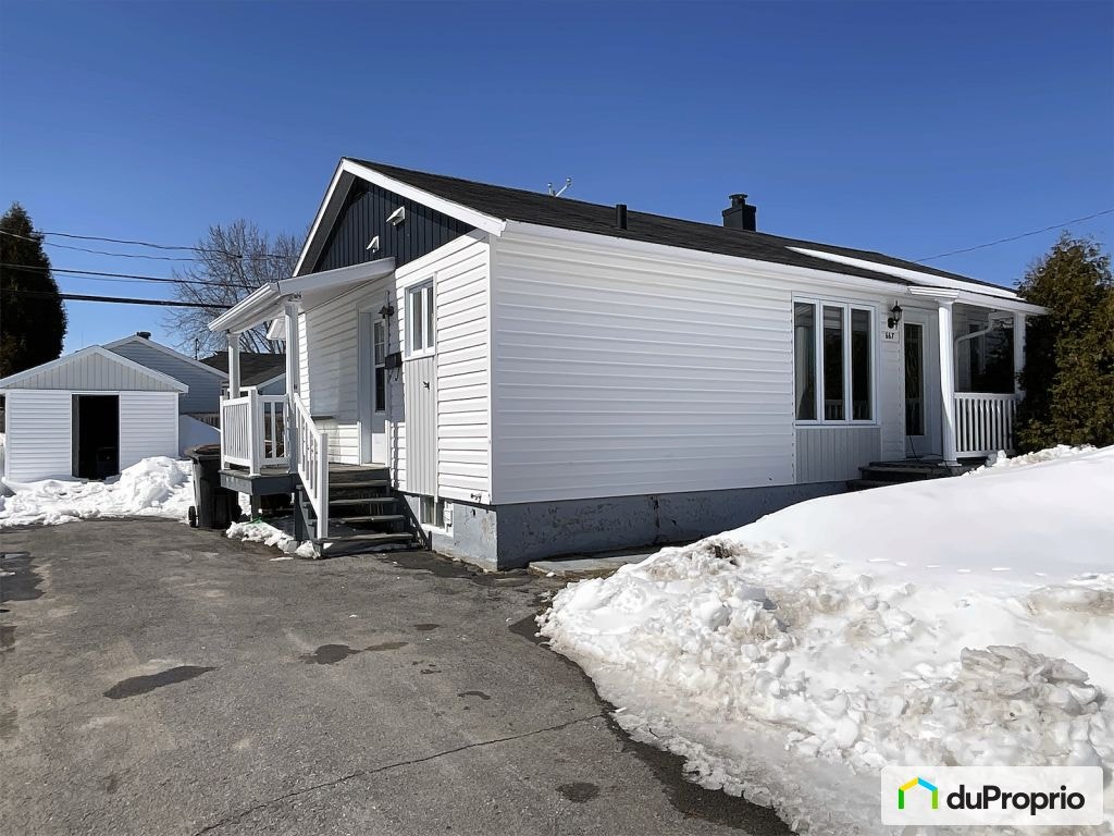 $272,000 - Bungalow for sale in Chicoutimi (Chicoutimi-Nord) — photo 1