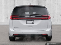 This Chrysler Pacifica delivers a Regular Unleaded V-6 3.6 L/220 engine powering this Automatic tran... (image 4)