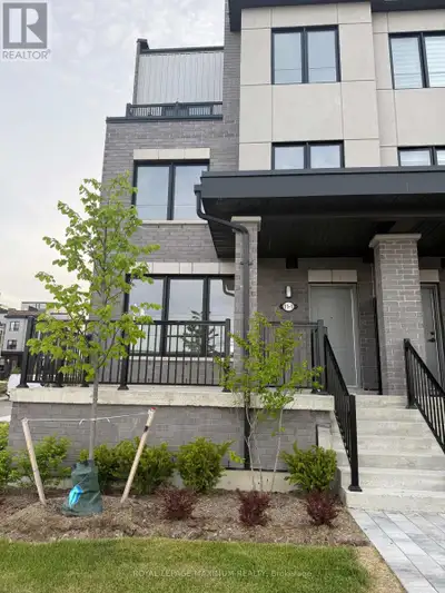 Urban Towns by Cachet Homes Where Style, Comfort & Functionality Meet! This stunning new build offer...