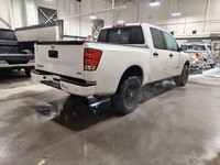 Welcome to Sherwood Buick GMC! Aftermarket 18 Black Iron Wheels | Remote Entry | Cruise Control | Cl... (image 5)