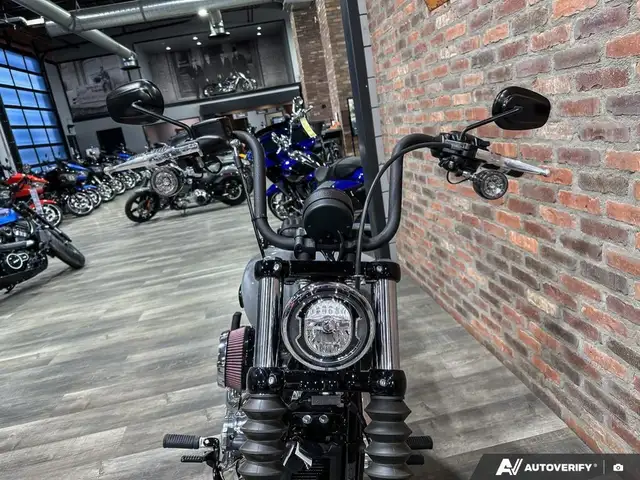 2025 Harley-Davidson FXBB - Street Bob(R) in Street, Cruisers & Choppers in Calgary - Image 17