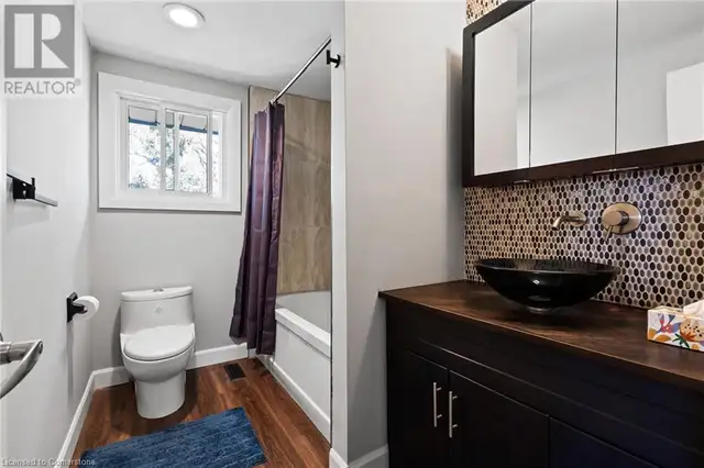 8117 LYNHURST Drive Niagara Falls, Ontario in Houses for Sale in St. Catharines - Image 9