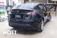 Basic Info: Body: SUV Mileage: 13,314 kms Interior: All Black Exterior: Solid Black Mechanical: Batt... (image 4)